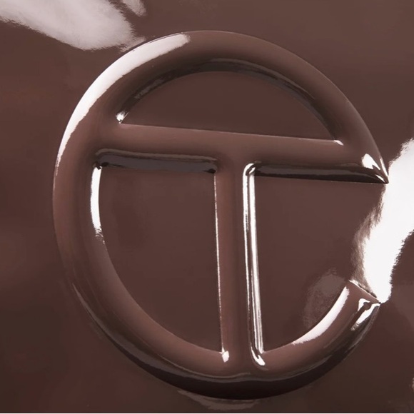 Telfar Chocolate Patent Tote | Medium | Vegan Leather - Picture 3 of 12